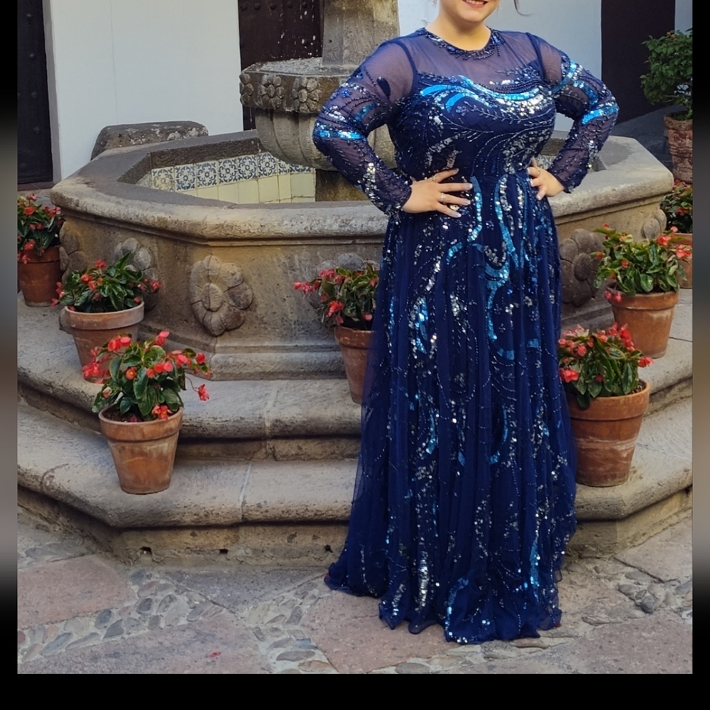 Mac Duggal Navy Gown Size XL Sequin